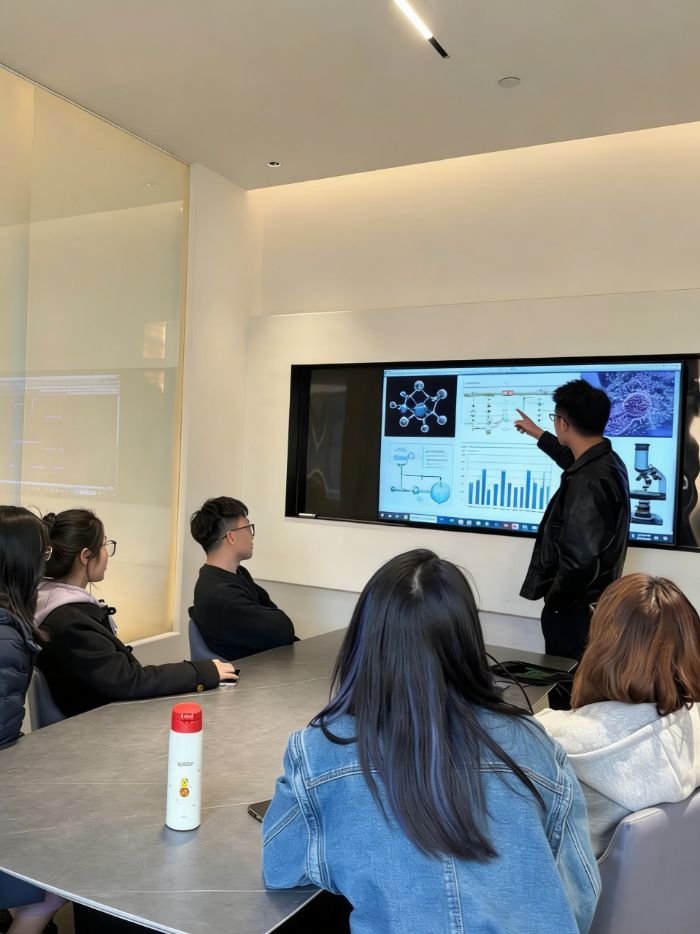 ����У԰���´�ҵ԰ �����ƾ�ѧԺѧ��ʵ�ִ�ҵ����