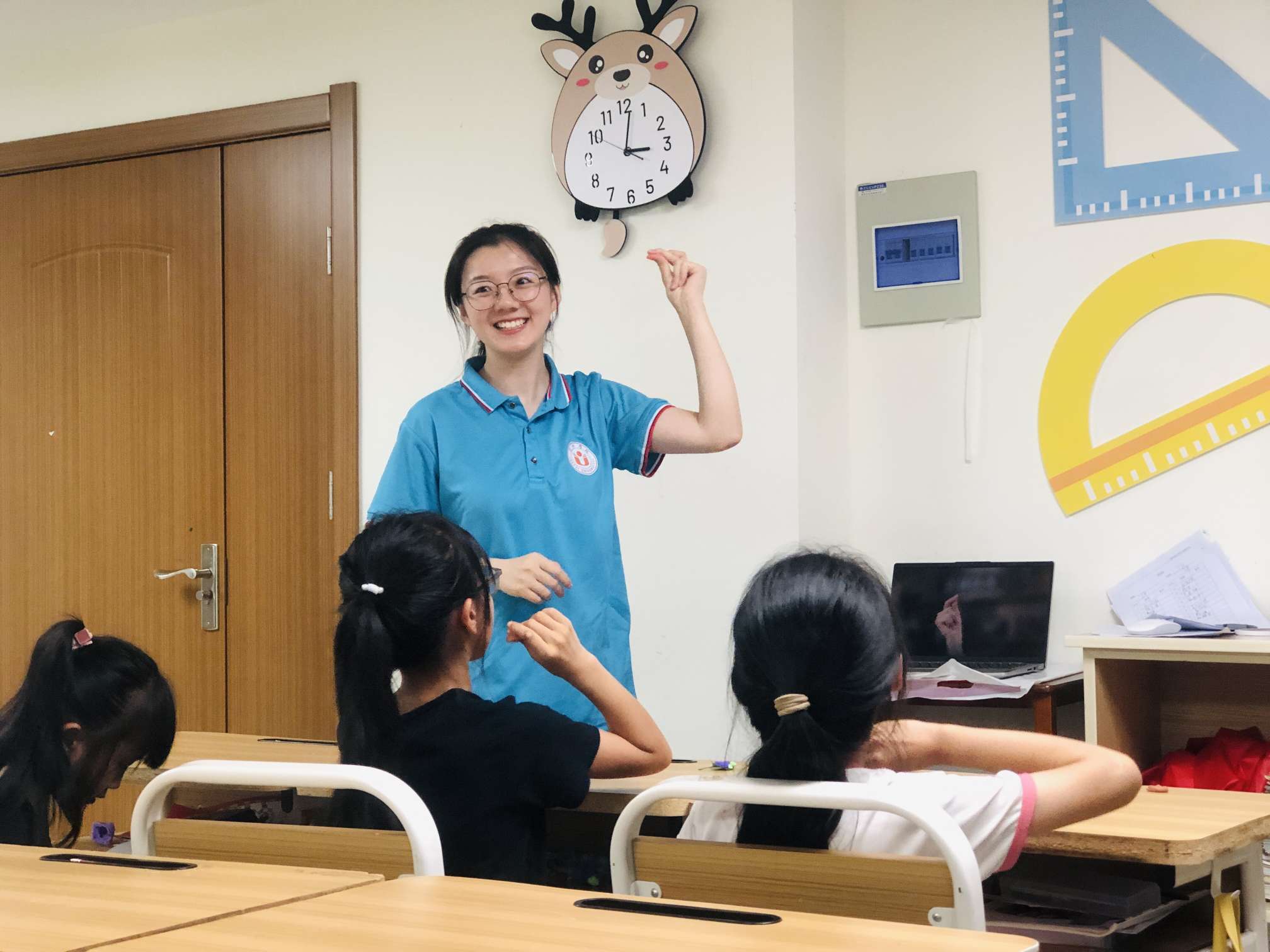 롰裬롰֡ͬ