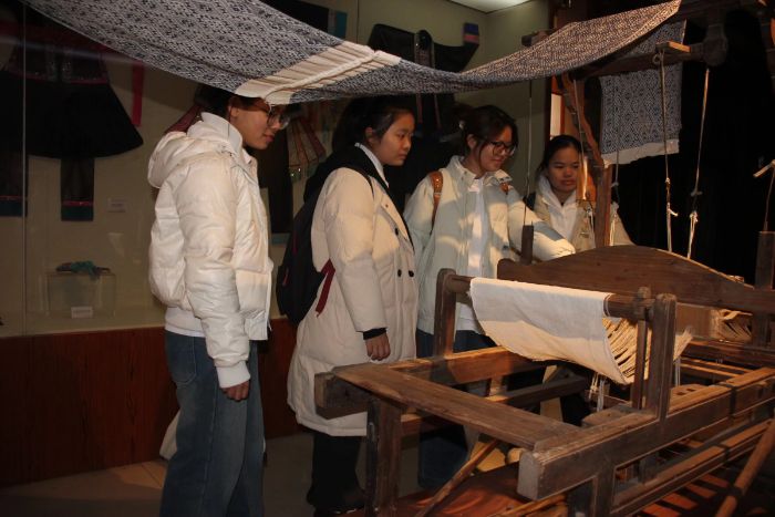 ���ഺ֮�ʣ��涱������ ���� ����ʦ��ѧ���߽�����̽Ѱ���ŷ�չ֮·